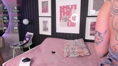 Megan  online show from November 9, 2025, 11:08 am