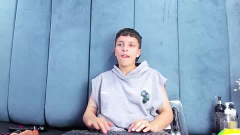 megan_thompsonn_ online show from February 15, 2026, 8:02 am