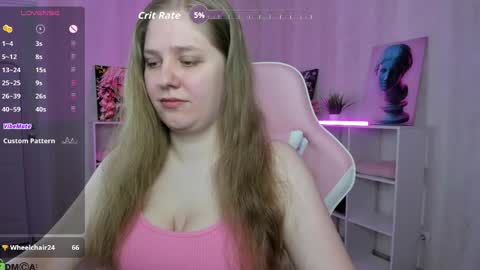 Snapshot of megan_violer chatting on May 7, 2026, 6:35 pm Megan Mon Fri 1600-2200pm Tue Wen Sat 0900-1600pm online show from May 7, 2026, 6:35 pm