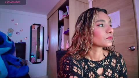 M E G A N   online show from April 8, 2026, 9:48 pm