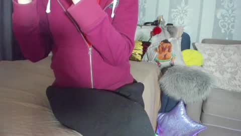 Snapshot of meganfox3325 chatting on February 15, 2025, 6:55 pm Nicki--------- Welcome to my Room online show from February 15, 2025, 6:55 pm