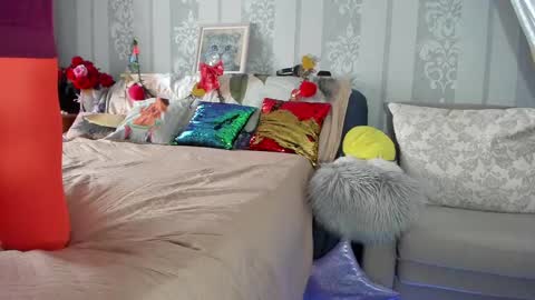 Snapshot of meganfox3325 chatting on February 20, 2025, 7:55 am Nicki--------- Welcome to my Room online show from February 20, 2025, 7:55 am