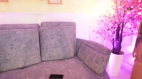 Megan Lowell online show from March 6, 2026, 6:59 pm