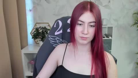 Snapshot of meganx_candy chatting on January 7, 2025, 1:46 pm Megan online show from January 7, 2025, 1:46 pm