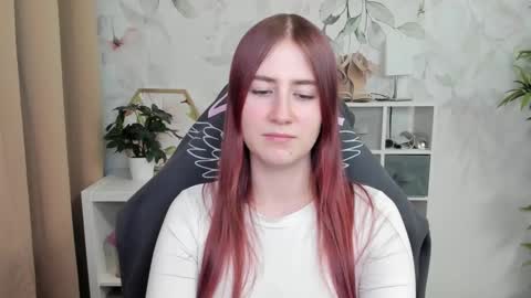 Snapshot of meganx_candy chatting on January 28, 2025, 5:56 pm Megan online show from January 28, 2025, 5:56 pm