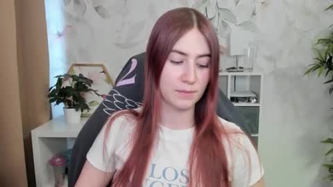 Snapshot of meganx_candy chatting on February 3, 2025, 1:30 pm Megan online show from February 3, 2025, 1:30 pm