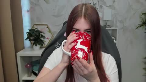 Snapshot of meganx_candy chatting on February 13, 2025, 7:56 am Megan online show from February 13, 2025, 7:56 am