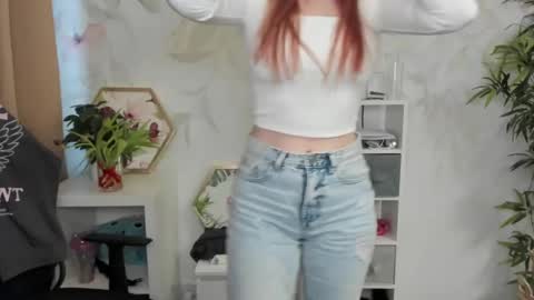 Snapshot of meganx_candy chatting on February 21, 2025, 6:29 am Megan online show from February 21, 2025, 6:29 am