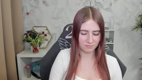 Snapshot of meganx_candy chatting on February 25, 2025, 6:20 pm Megan online show from February 25, 2025, 6:20 pm