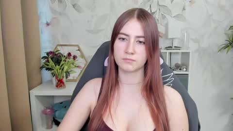 Snapshot of meganx_candy chatting on February 28, 2025, 6:54 am Megan online show from February 28, 2025, 6:54 am