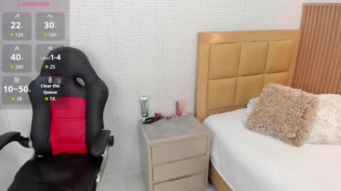 M E G A N  online show from September 18, 2025, 12:40 pm