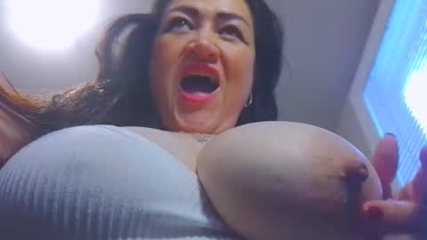 SHAROLD online show from October 1, 2025, 5:41 pm