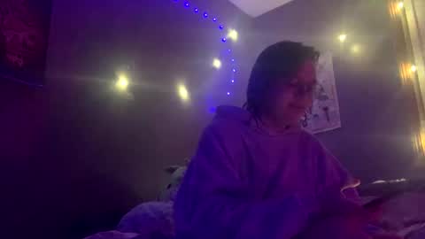 Snapshot of megeggs chatting on December 28, 2024, 6:17 am Megeggs online show from December 28, 2024, 6:17 am