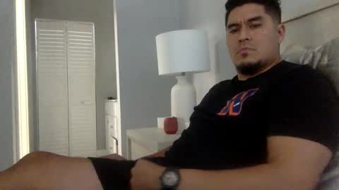 megustancomotubebe online show from March 25, 2026, 8:37 pm