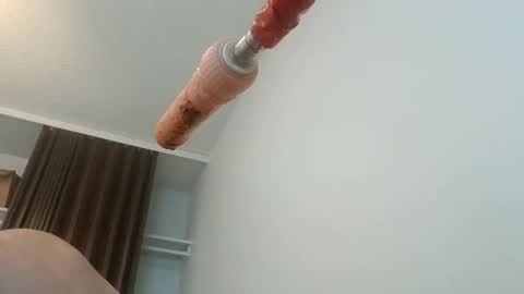 meheriuk68 online show from October 20, 2025, 11:49 pm