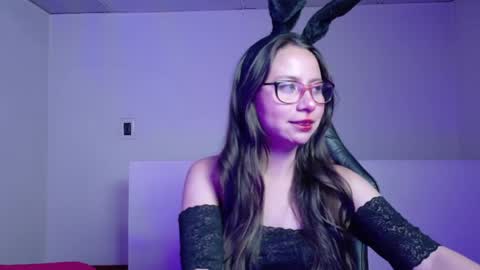 Mei online show from April 6, 2026, 7:20 am