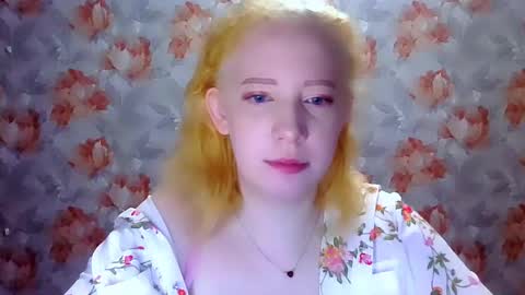 Snapshot of mel_mellie chatting on April 24, 2026, 1:08 am Mel Mellie online show from April 24, 2026, 1:08 am