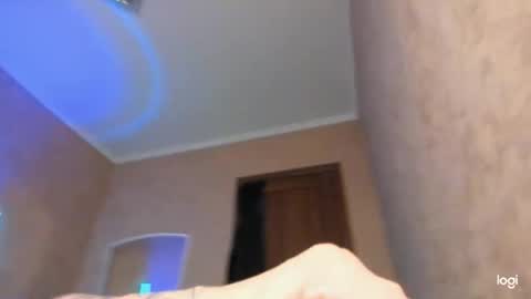  Start every day 2000 - 700 online show from November 25, 2025, 8:31 pm