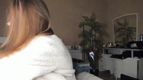  Start every day 2000 - 700 online show from February 16, 2026, 8:05 pm