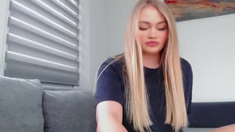 Melania online show from April 25, 2026, 10:07 am