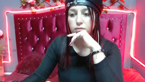 Snapshot of melani_cute01 chatting on February 9, 2025, 1:44 am melani_cute01 online show from February 9, 2025, 1:44 am