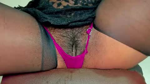 Snapshot of melania_browis chatting on February 7, 2026, 10:02 pm Melania online show from February 7, 2026, 10:02 pm