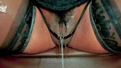 Snapshot of melania_browis chatting on April 12, 2026, 3:55 am Melania online show from April 12, 2026, 3:55 am