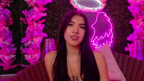 Melanie online show from September 26, 2025, 3:10 am