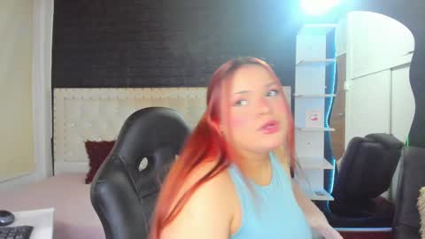 Snapshot of melanie_hh chatting on March 9, 2025, 4:05 am Melanie  online show from March 9, 2025, 4:05 am