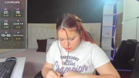 Snapshot of melanie_hh chatting on March 10, 2025, 4:07 am Melanie  online show from March 10, 2025, 4:07 am