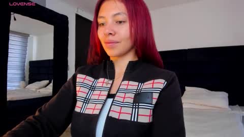 Melanie roux  online show from January 6, 2026, 12:20 pm