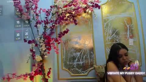 Snapshot of melaniecooperr chatting on February 26, 2026, 2:10 am Melaniecooper online show from February 26, 2026, 2:10 am