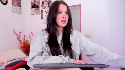 mel  online show from March 17, 2026, 5:38 pm