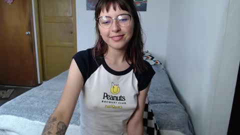 Snapshot of melanies_dream chatting on March 10, 2025, 5:29 pm Princess Consuela Banana Hammock online show from March 10, 2025, 5:29 pm