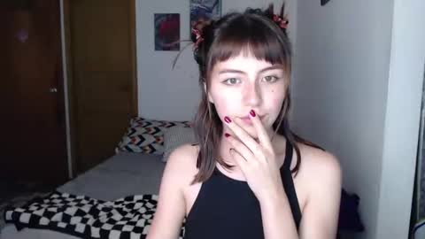 Snapshot of melanies_dream chatting on March 12, 2025, 10:50 pm Princess Consuela Banana Hammock online show from March 12, 2025, 10:50 pm