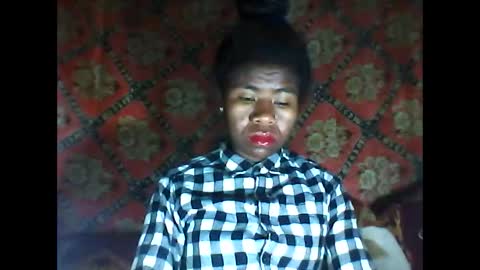 Snapshot of melanih chatting on October 6, 2025, 12:08 am melanih online show from October 6, 2025, 12:08 am