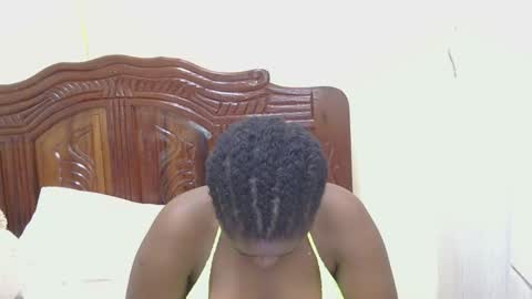 melanin_juicey8 online show from April 21, 2026, 1:53 am