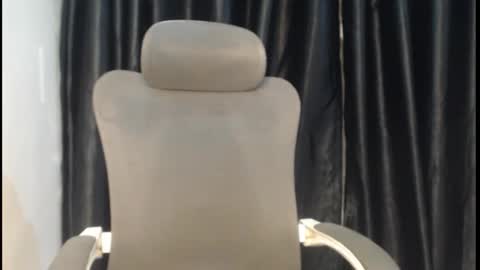 Snapshot of melanine_floral chatting on February 9, 2026, 7:29 pm Praiz online show from February 9, 2026, 7:29 pm