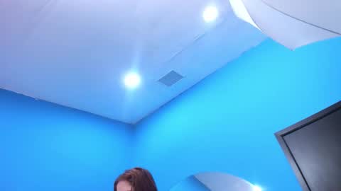 Melany  online show from May 23, 2026, 12:20 pm