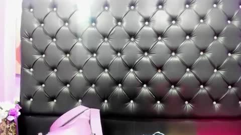 Snapshot of melanyanal_ chatting on September 14, 2025, 12:26 pm MelanyAnal online show from September 14, 2025, 12:26 pm