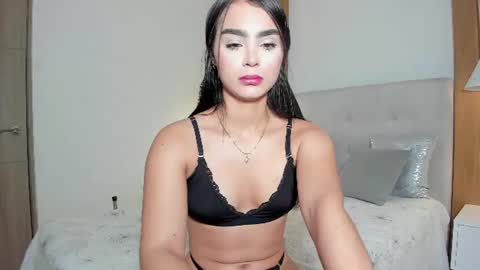 Melany online show from July 13, 2026, 3:04 pm