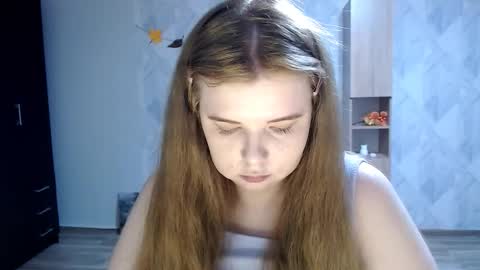 Melina online show from September 30, 2025, 5:07 pm