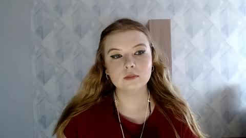 Melina online show from May 11, 2026, 7:47 am