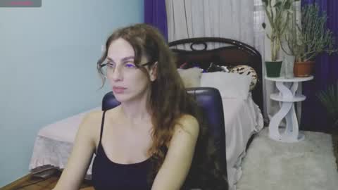 Snapshot of melinasmit chatting on September 20, 2025, 8:15 am Melina online show from September 20, 2025, 8:15 am