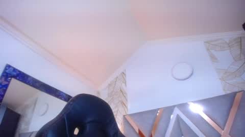 Snapshot of melisa_garcia chatting on April 1, 2026, 11:33 am Melissa online show from April 1, 2026, 11:33 am