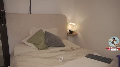 Snapshot of melisalopezz chatting on July 16, 2026, 12:44 pm On vacation until Monday online show from July 16, 2026, 12:44 pm