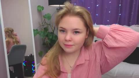 Sophia online show from February 6, 2026, 4:39 am