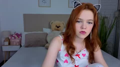 Snapshot of melissa_me0w chatting on June 22, 2026, 6:32 am Melissa online show from June 22, 2026, 6:32 am