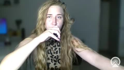 Snapshot of melissalii chatting on July 15, 2026, 8:14 pm melissalii online show from July 15, 2026, 8:14 pm