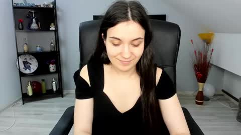 melissawiliam online show from March 5, 2025, 4:13 pm